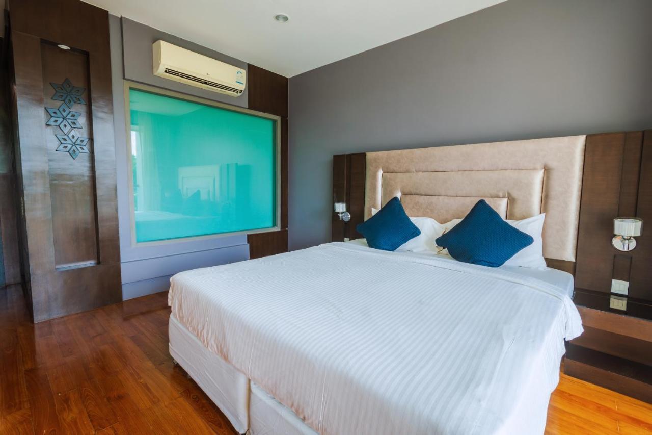 The Regent Bangtao Apartments Gorgeous View Of The Jungle バンタオビーチ エクステリア 写真
